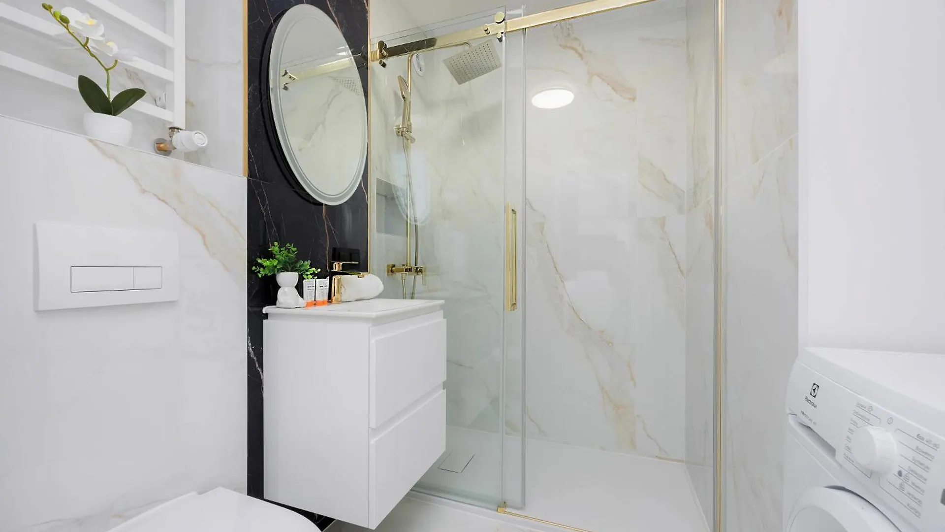 Capitol Bright Apartment In Central Warsaw By Noclegi Renters